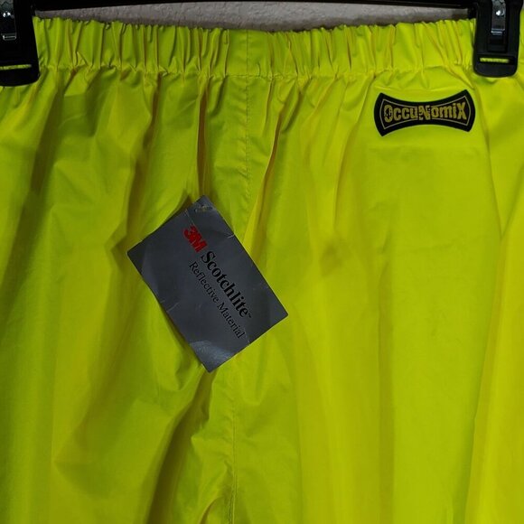 Occunomix XL Lux-Tenr High-Visibility ANSI/ISEA 107-2010 Class E Rain Pants - Picture 5 of 10